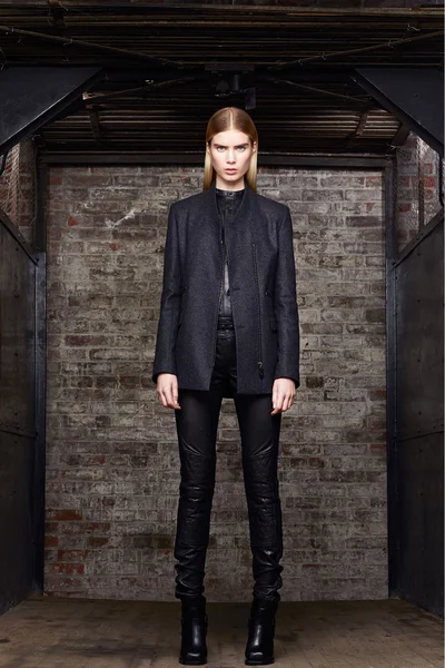 Look 3